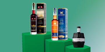 Top 10 mest solgte rom og whisky i juli måned 2023